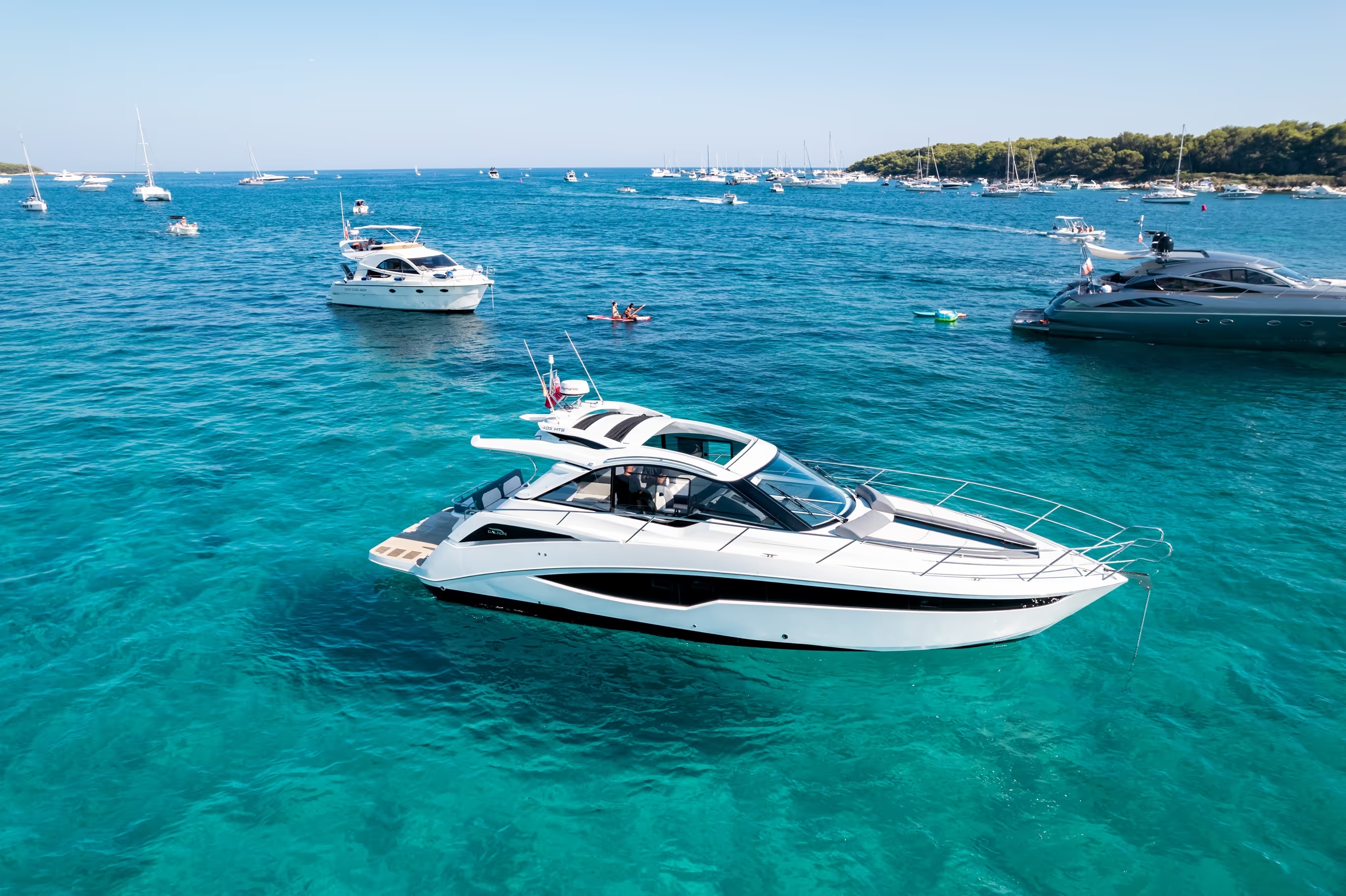 Galeon Yachts 405 HTS
