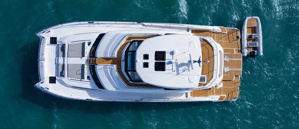 Aquila 70 Luxury