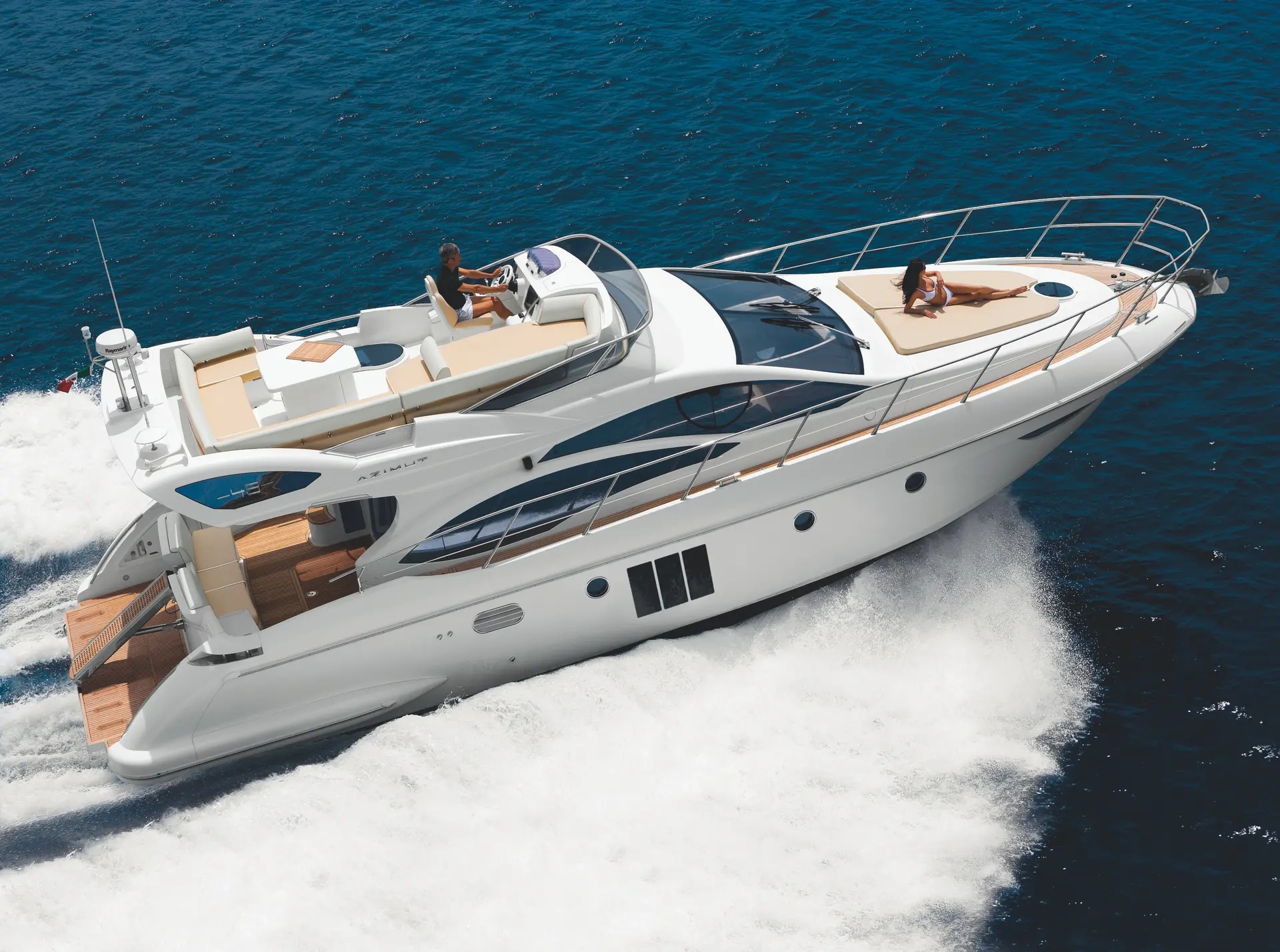 Azimut 48