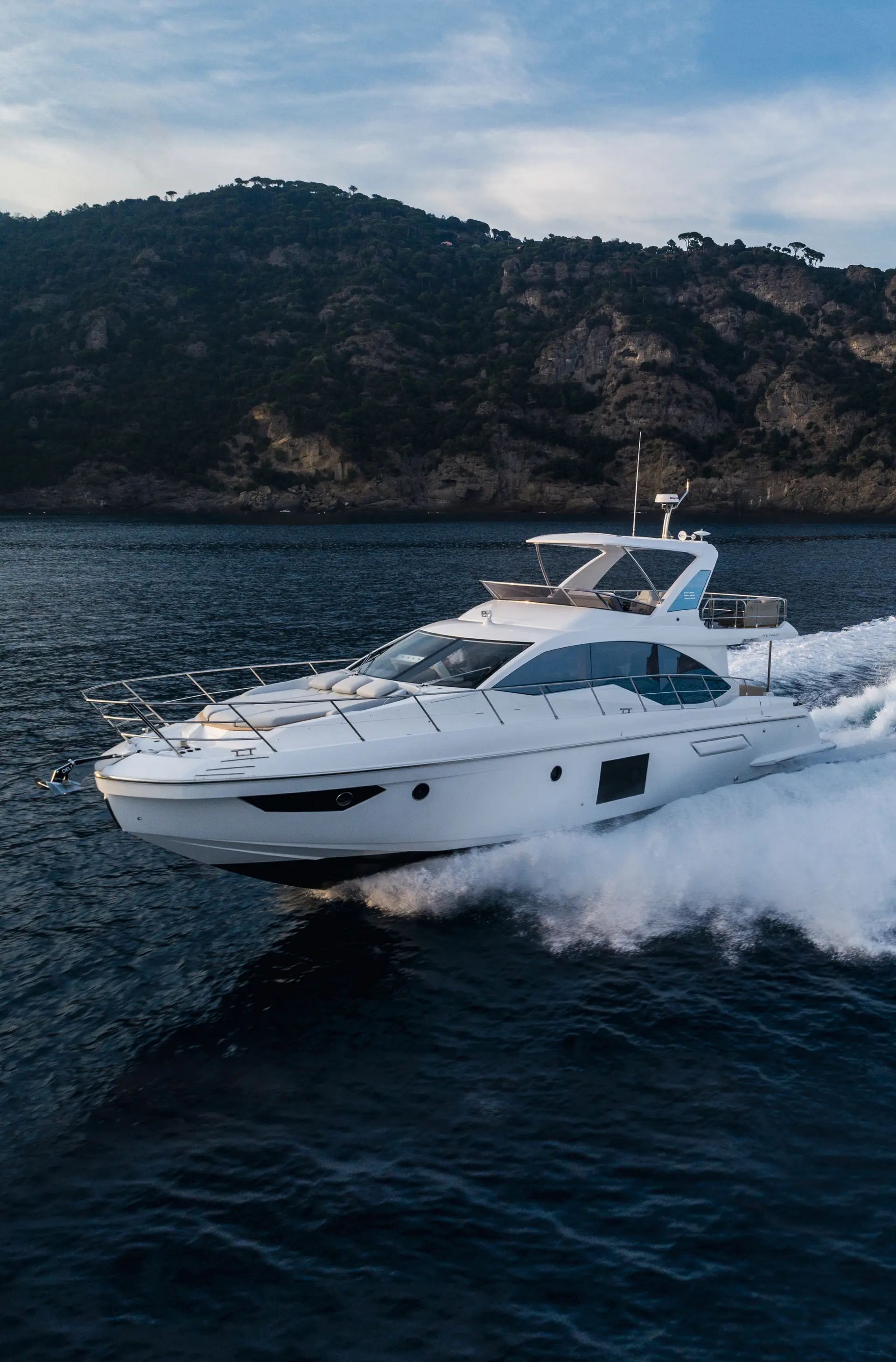 Azimut 55