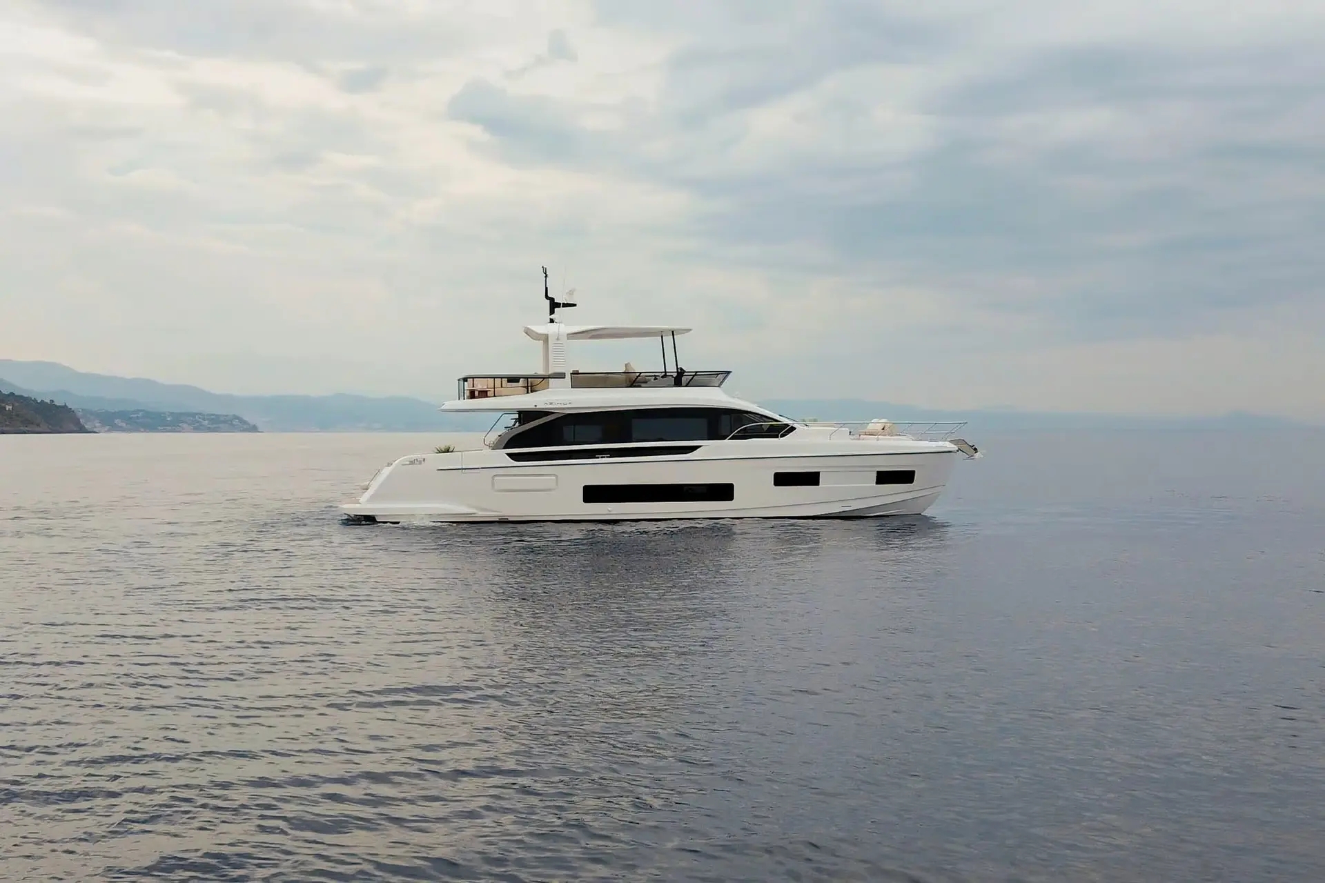 Azimut 62